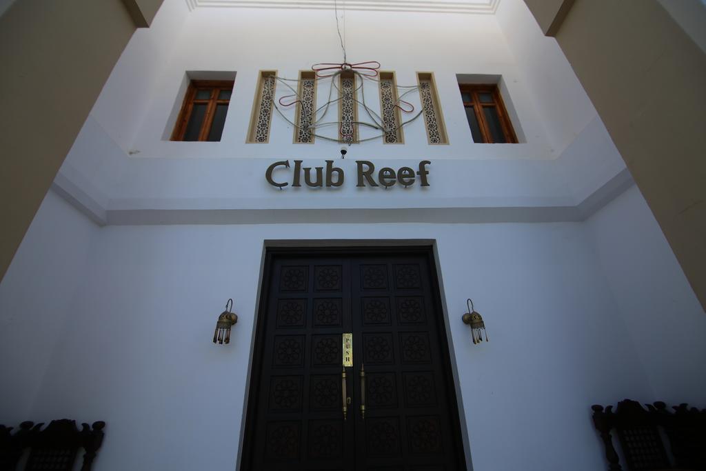 Club Reef Hotel
