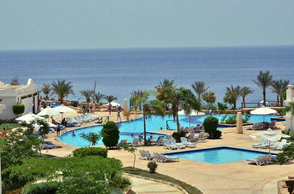 Continental Plaza Aqua Beach
