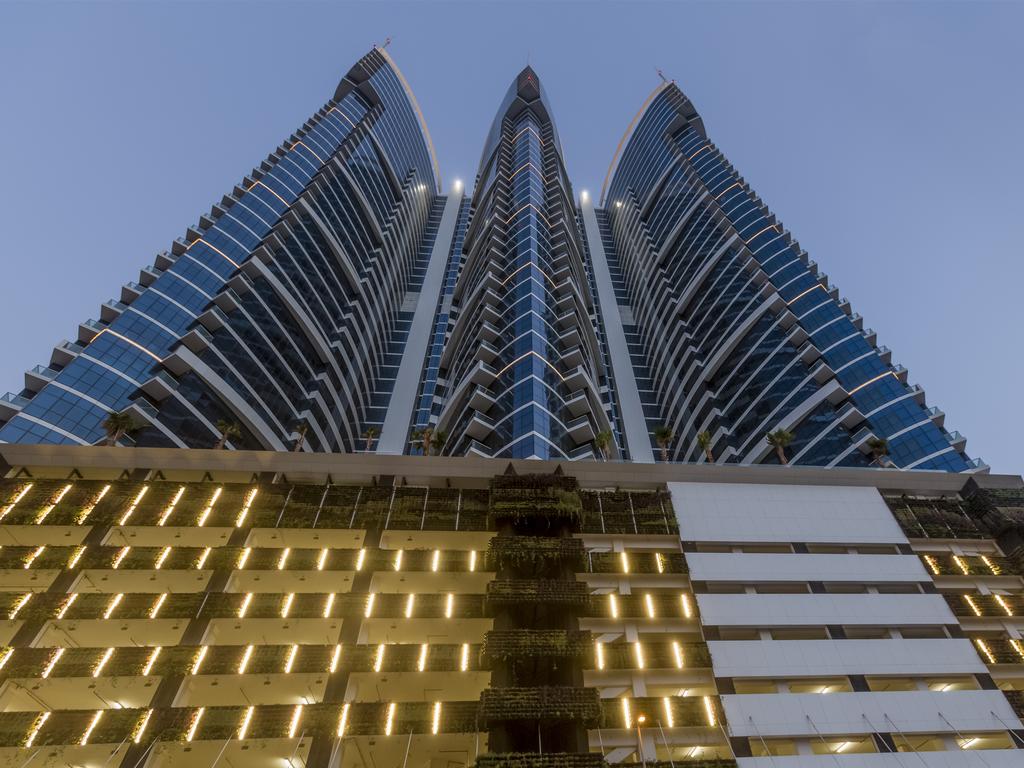 DoubleTree by Hilton Hotel and Residences Dubai Al Barsha