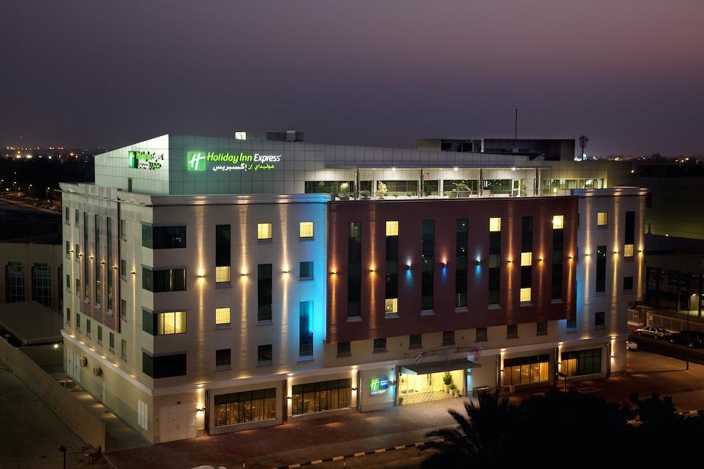 Holiday Inn Express Dubai-Safa Park