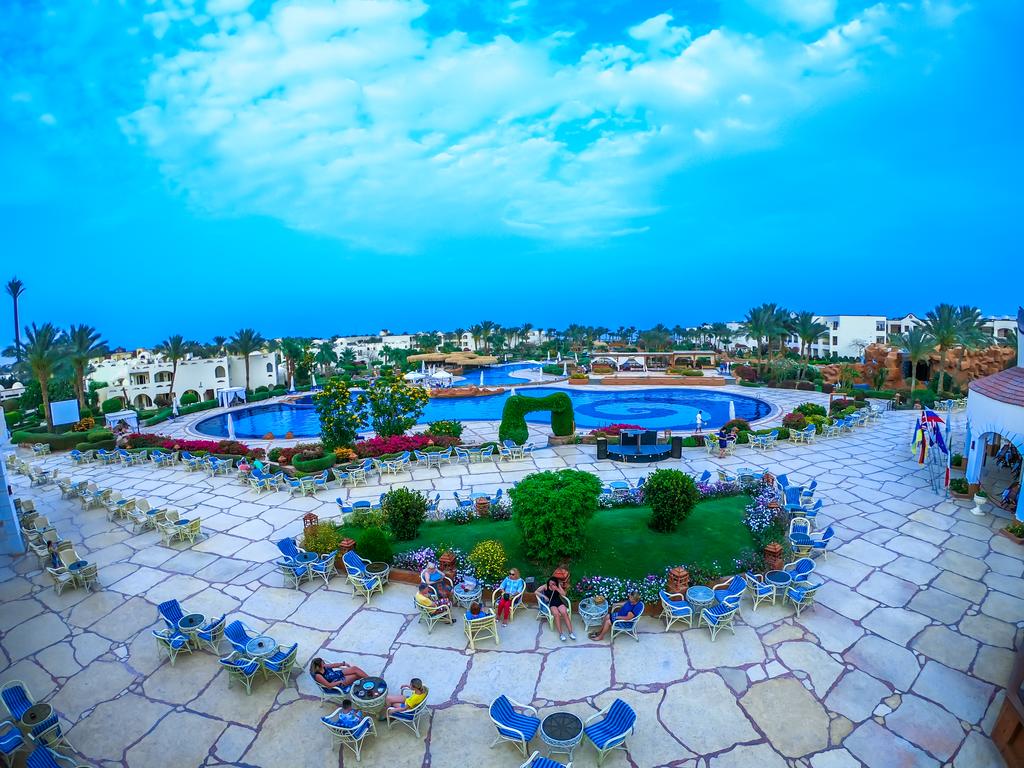 Regency Plaza Aqua Park & Spa Resort