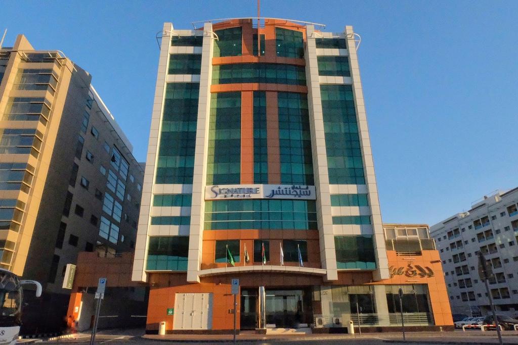 Signature Hotel