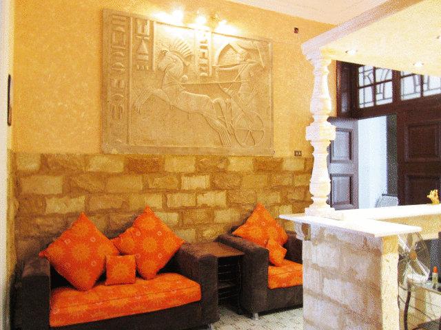 Travelers House Hotel