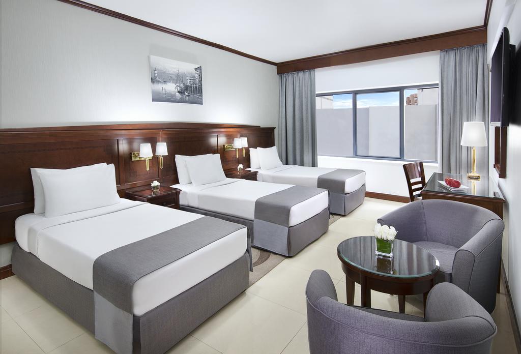 Admiral Plaza Hotel