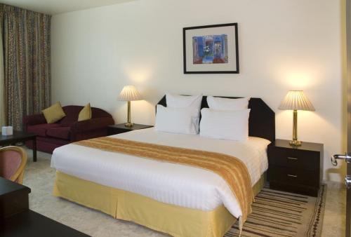 Avari Al Barsha Apartment Hotel
