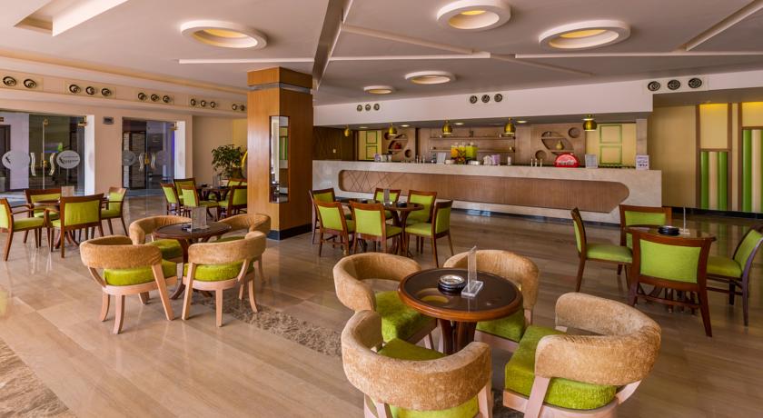 Beach Albatros Resort