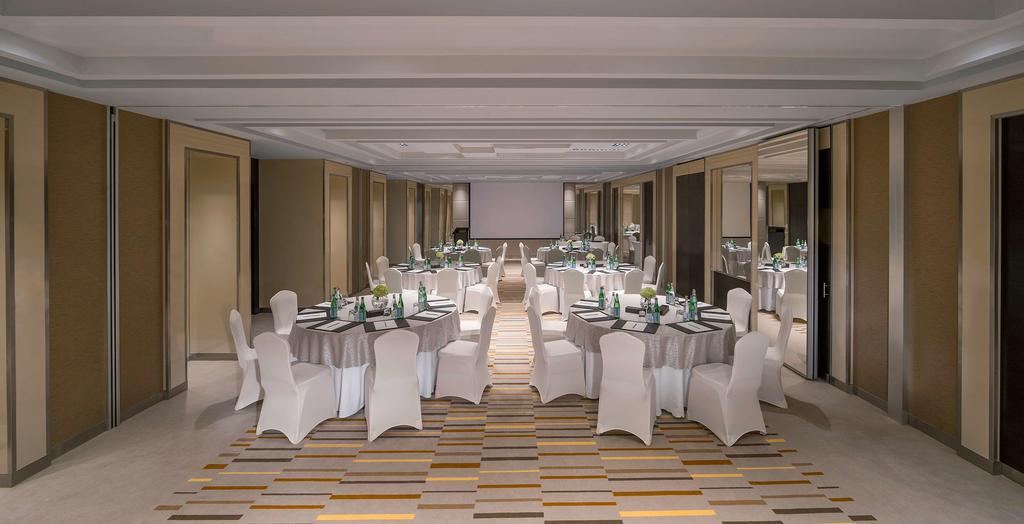Hyatt Regency Dubai Creek Heights