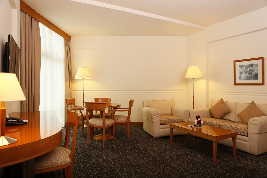 J5 Hotels - Port Saeed