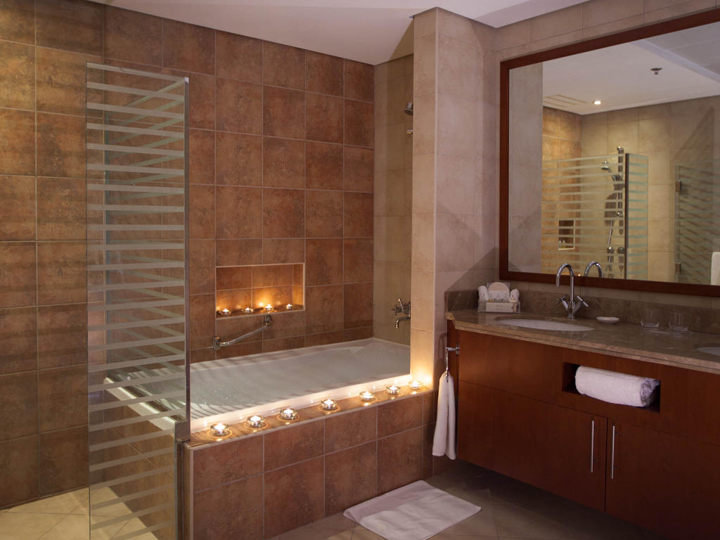 Hotel Oasis Beach Tower Serviced