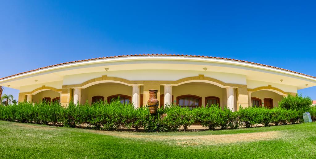 Jolie Ville Golf & Resort