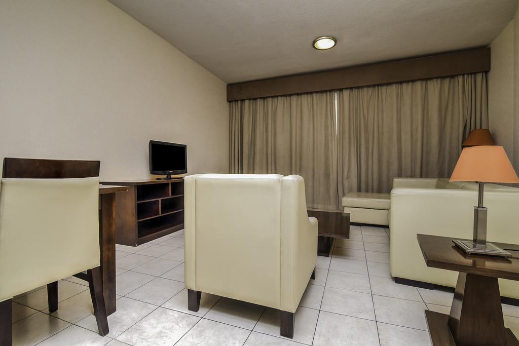Parkside Hotel Apartment