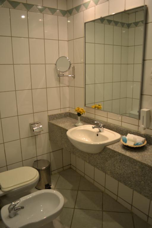 Roma Host Way Hotel & Aqua Park