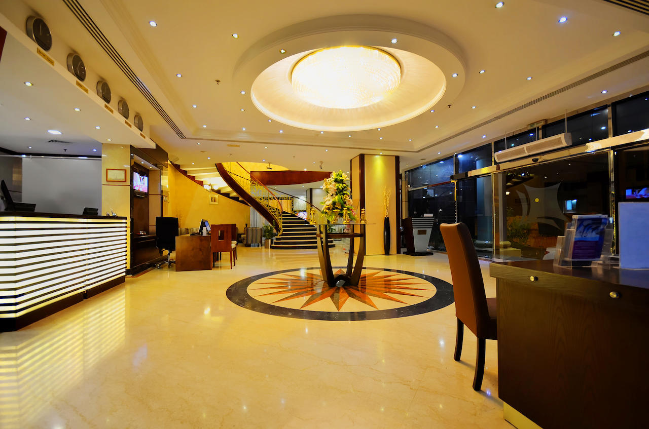 Summit Hotel