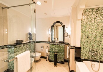 Habtoor Grand Resort, Autograph Collection