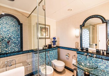 Habtoor Grand Resort, Autograph Collection
