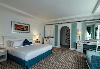 Habtoor Grand Resort, Autograph Collection