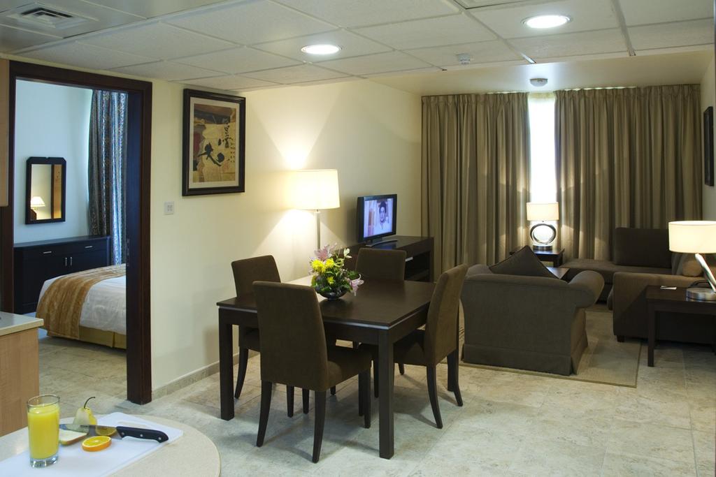 Avari Al Barsha Apartment Hotel