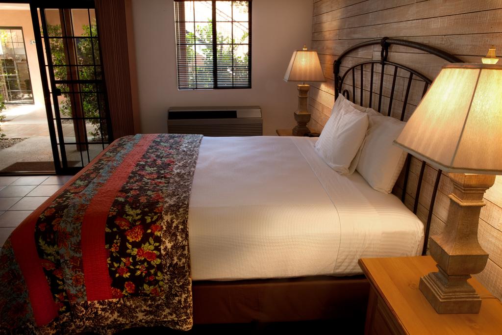 California Hotel