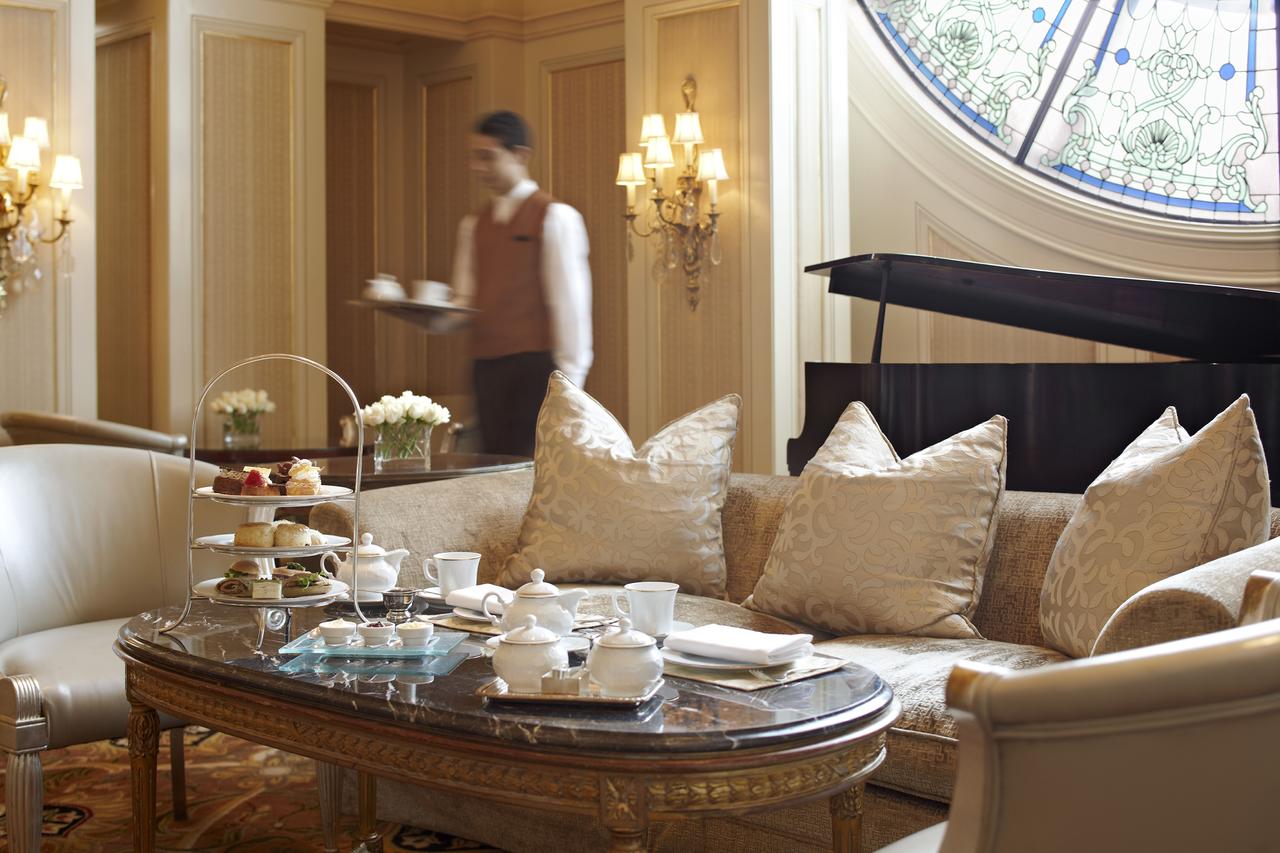 Four Seasons Hotel Cairo at The First Residence