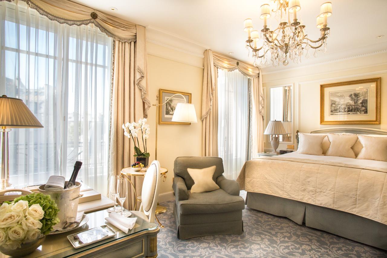 Four Seasons Hotel George V, Paris