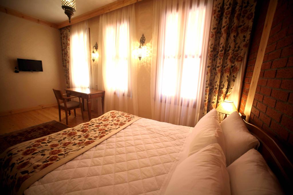Lalinn Hotel