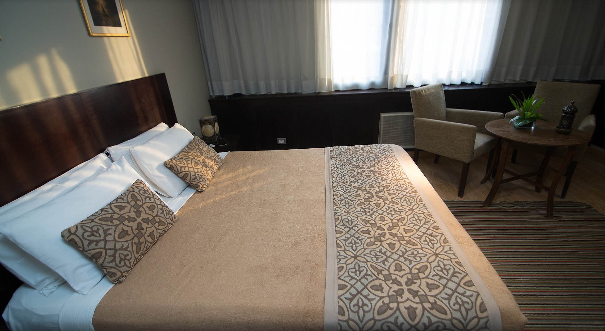 Longchamps Cairo Hotel