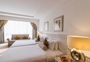 Habtoor Grand Resort, Autograph Collection