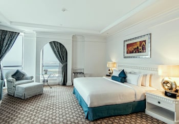 Habtoor Grand Resort, Autograph Collection