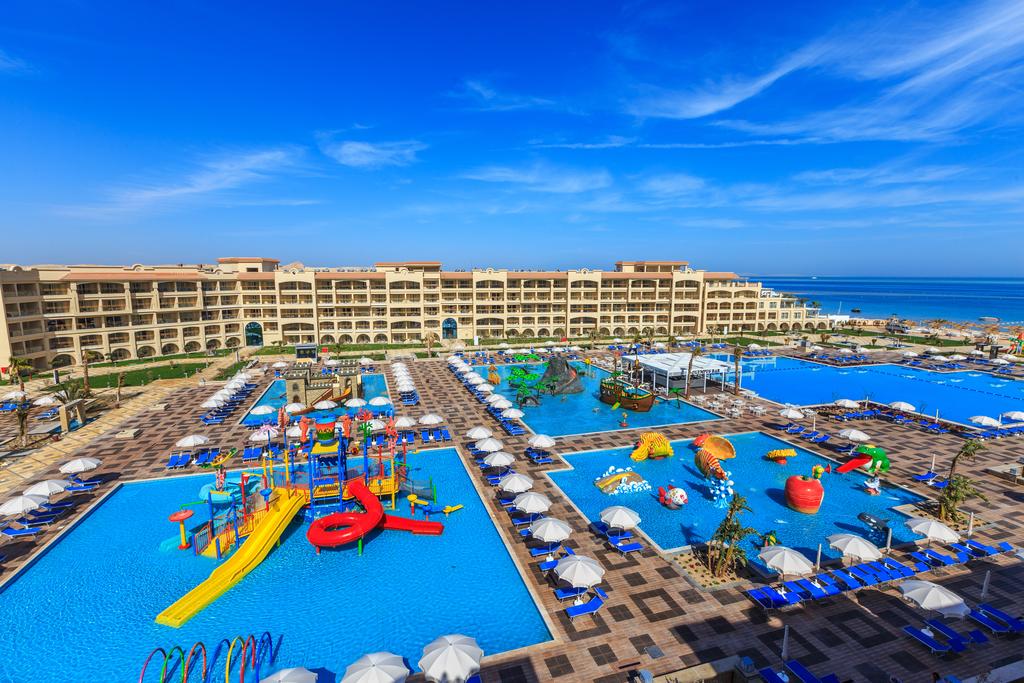 Albatros White Beach (Families and Couples Only)