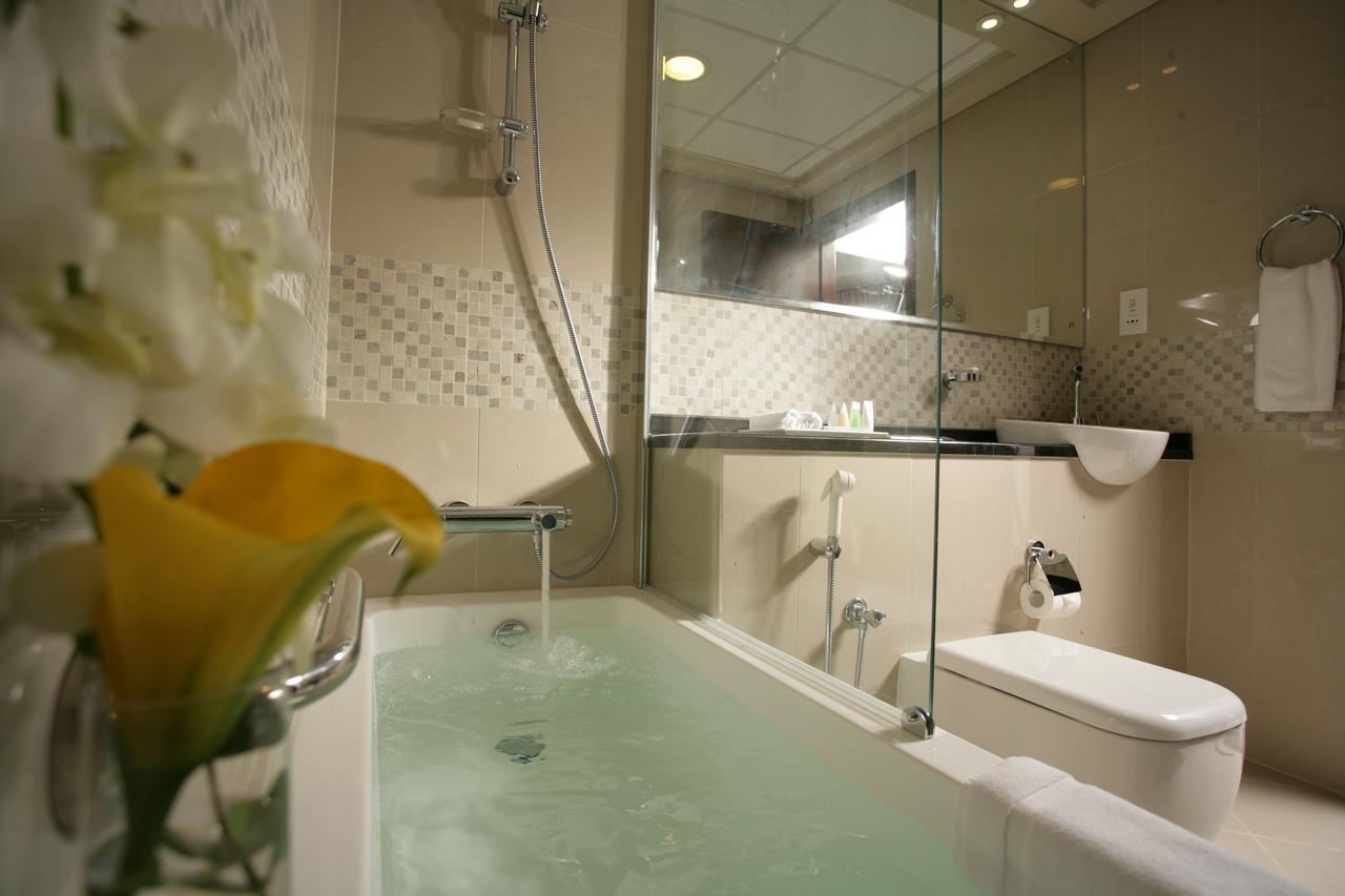 Auris Metro Central Hotel Apartments