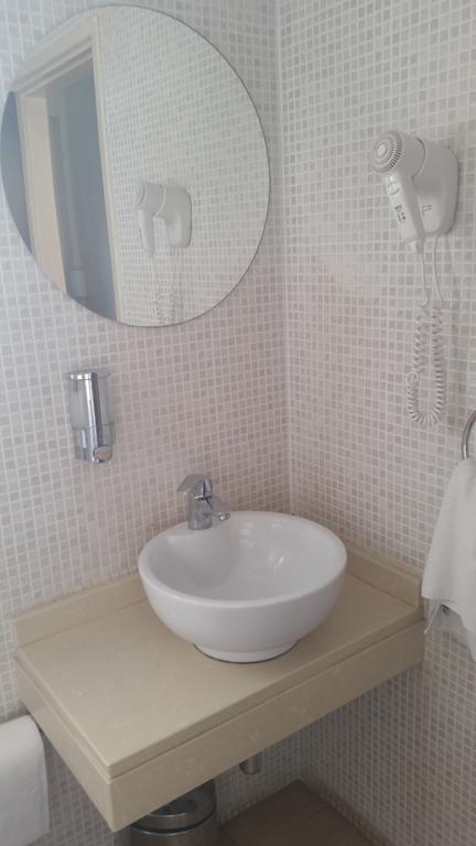 Crown Resorts Henipa