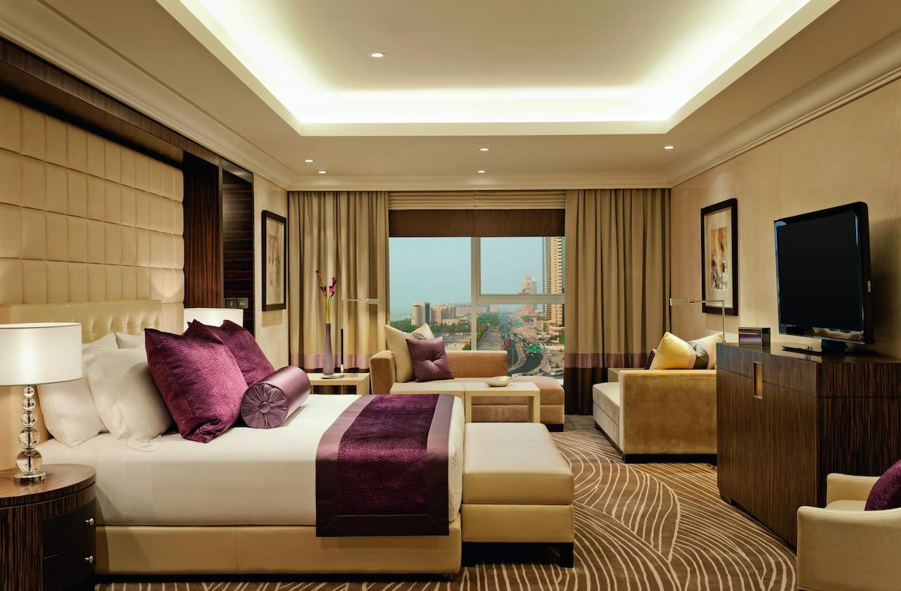 Grosvenor House Hotel and Apartments