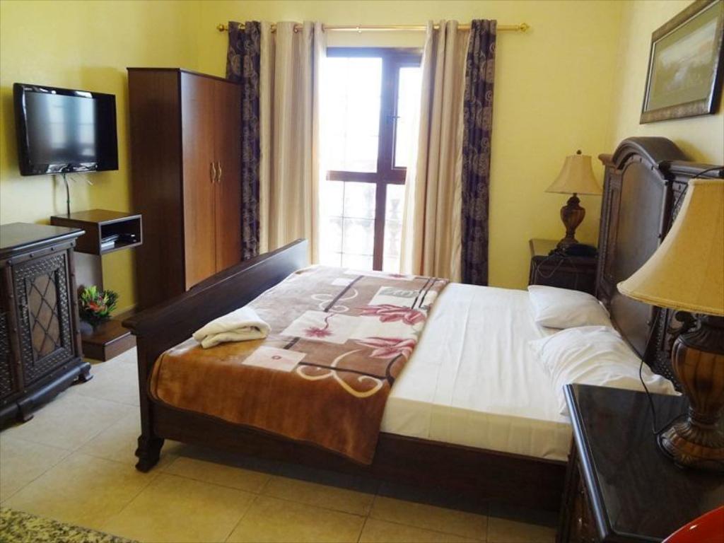 OYO 151 Hafez Hotel Apartment by Gemstones