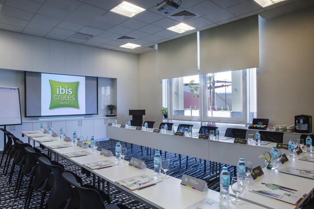 Hotel Ibis Styles Dragon Mart Dubai