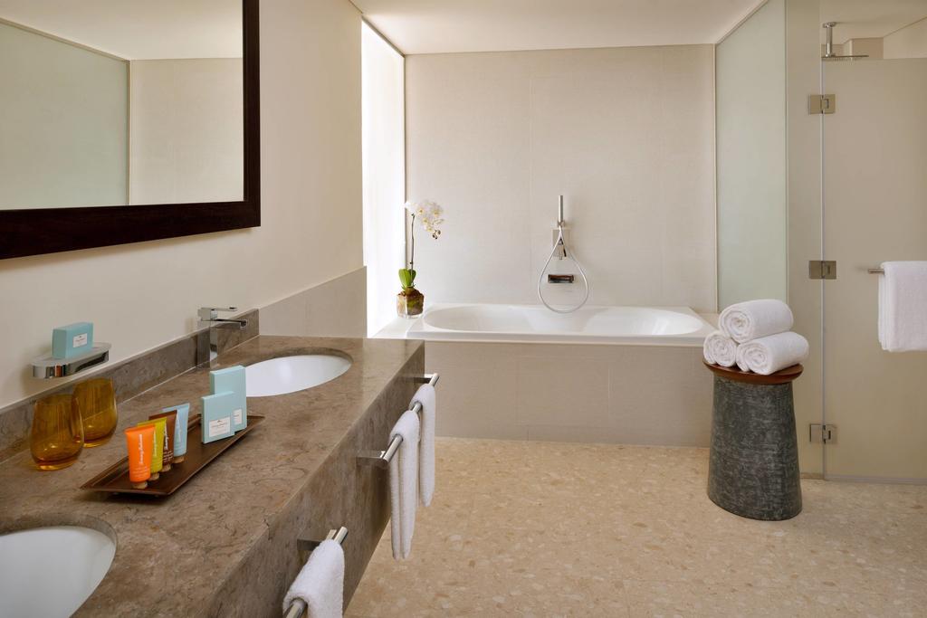 Lapita, Dubai Parks and Resorts, Autograph Collection