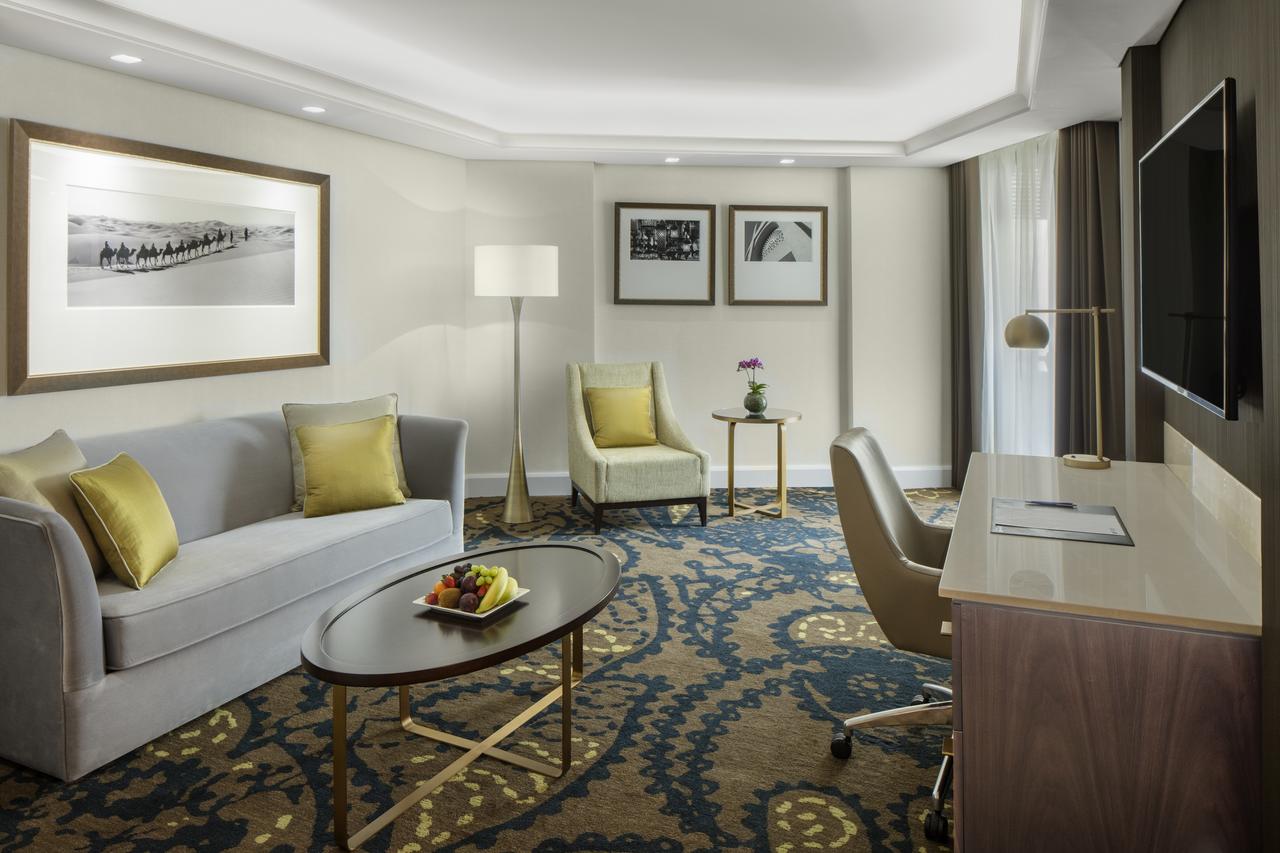 Radisson Blu Hotel, Dubai Deira Creek