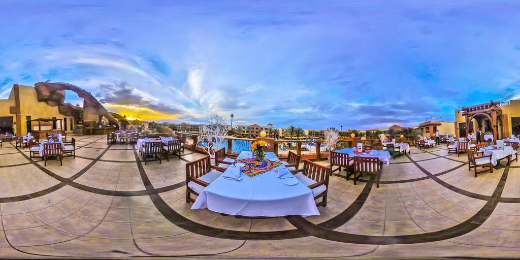 Regency Plaza Aqua Park & Spa Resort