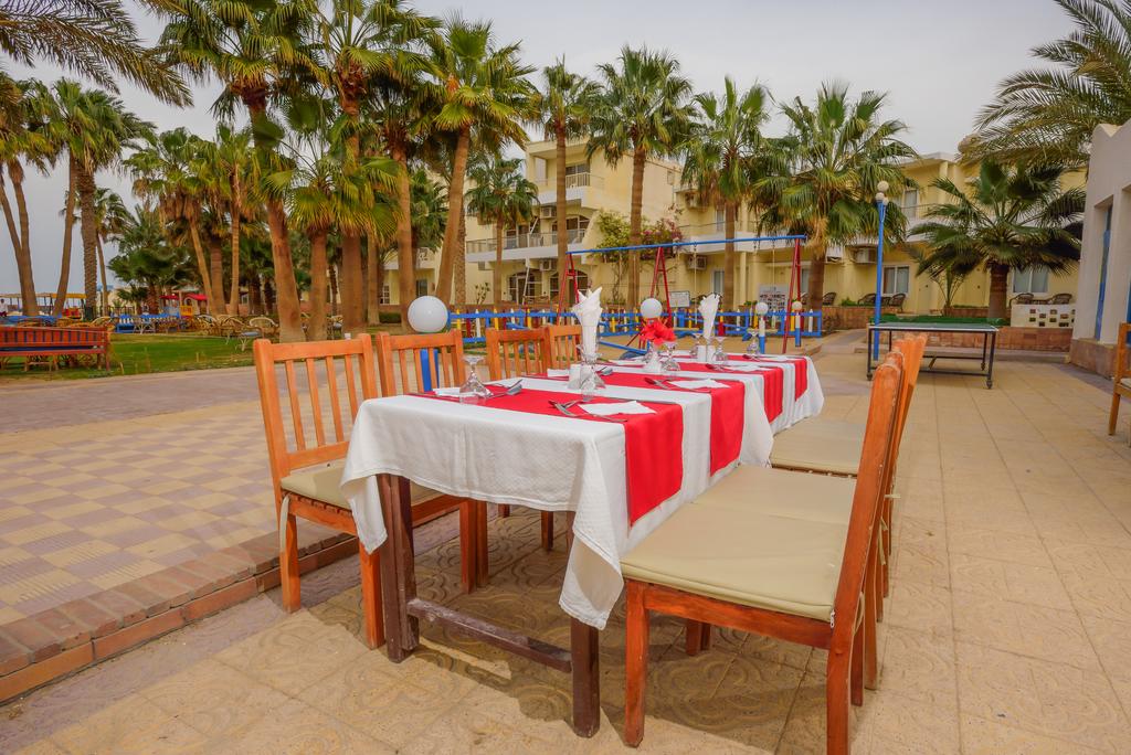 Empire Beach Resort