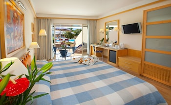St Raphael Resort