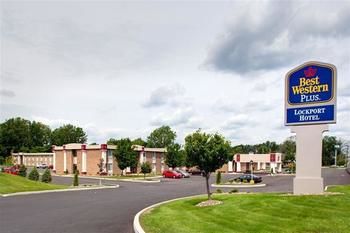 Holiday Inn Lockport Hotel