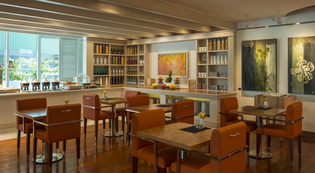 Four Points by Sheraton Sheikh Zayed Road, Dubai