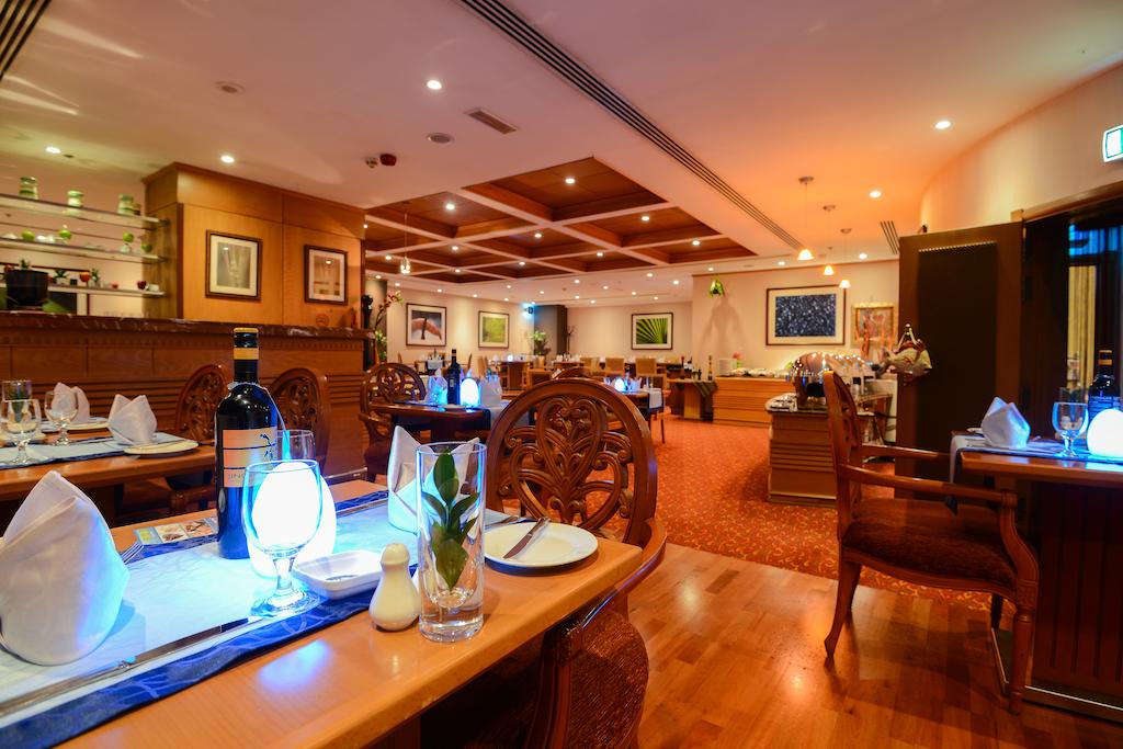 Golden Tulip Al Barsha Hotel