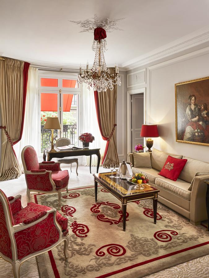 Hotel Plaza Athénée