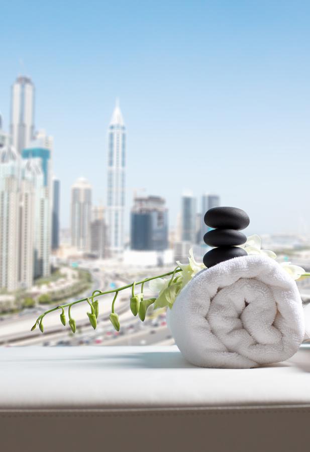 Pullman Jumeirah Lakes Towers Hotel & Residence