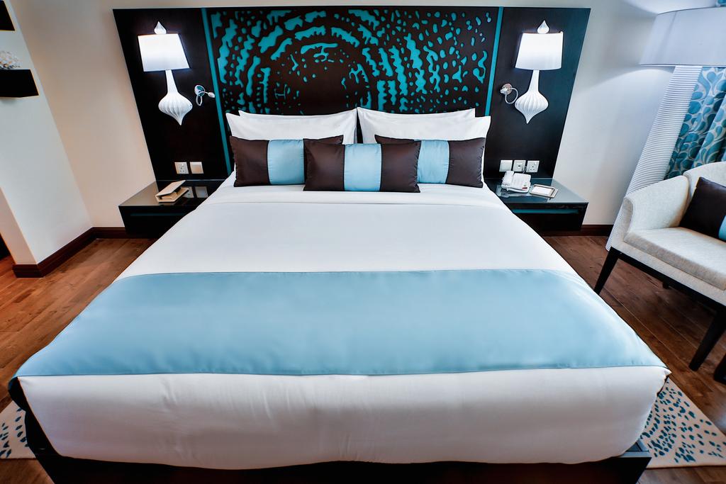 Signature Hotel