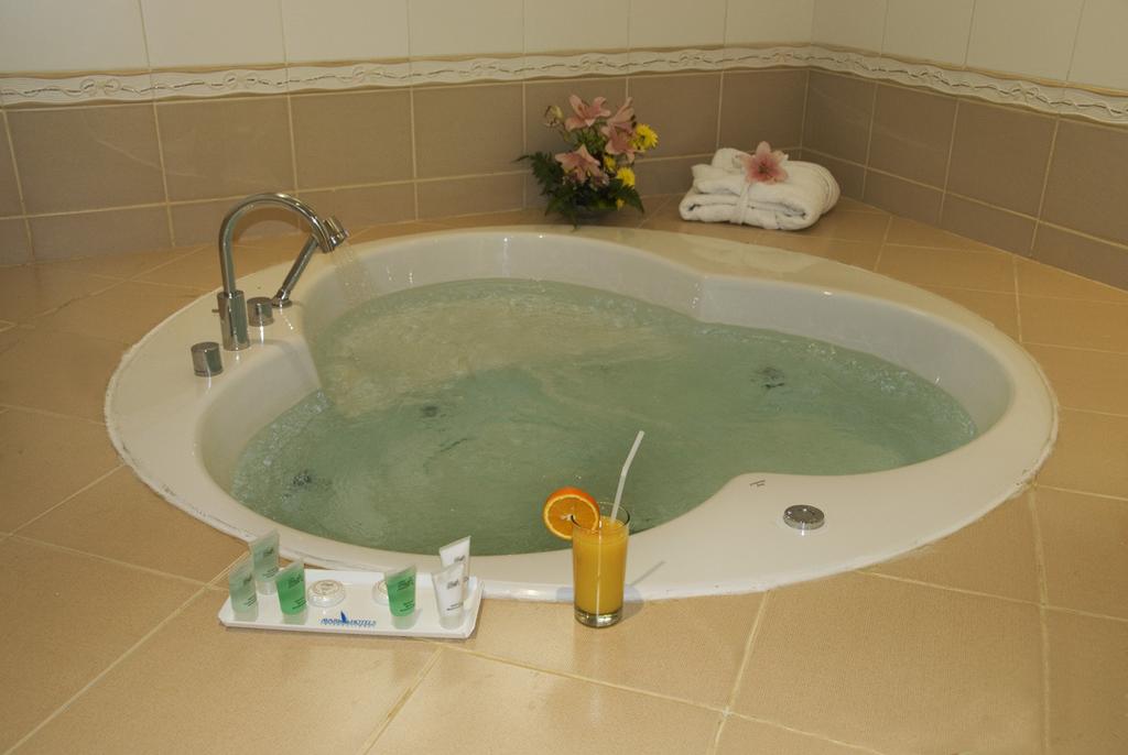 Avari Al Barsha Apartment Hotel