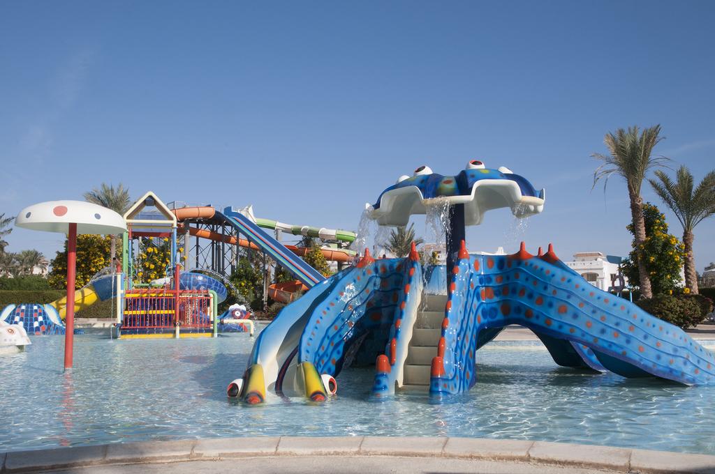 Continental Plaza Aqua Beach