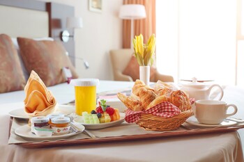 Crowne Plaza Dubai