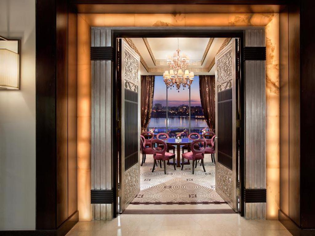 Fairmont Nile City Hotel, Cairo