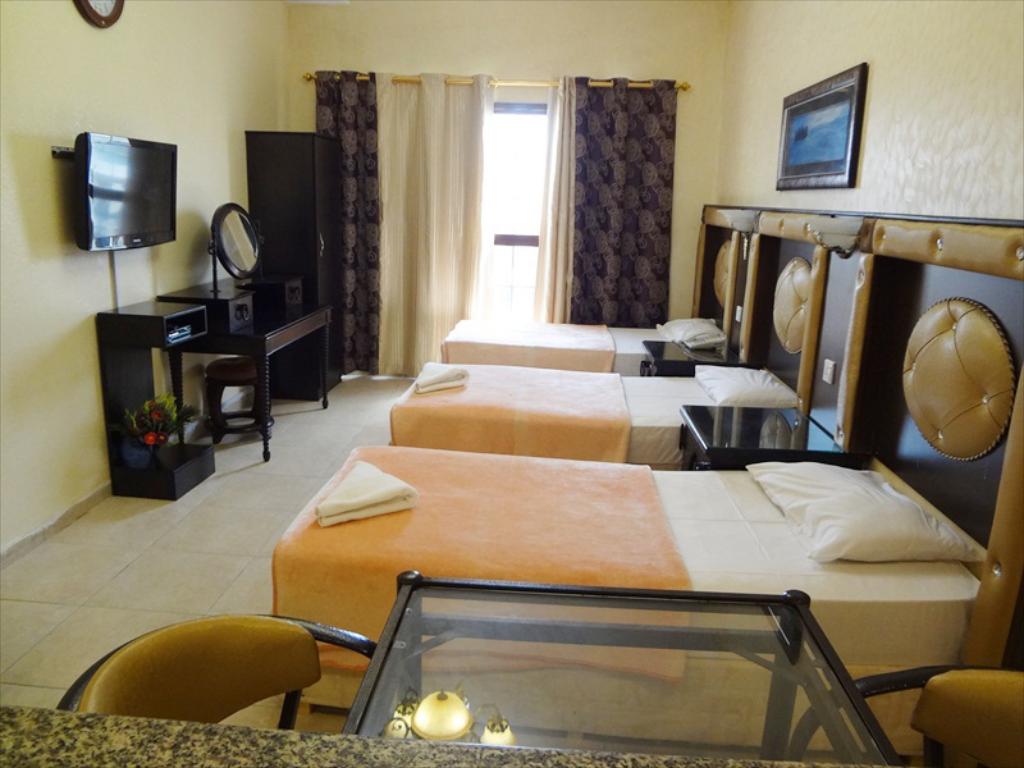 OYO 151 Hafez Hotel Apartment by Gemstones